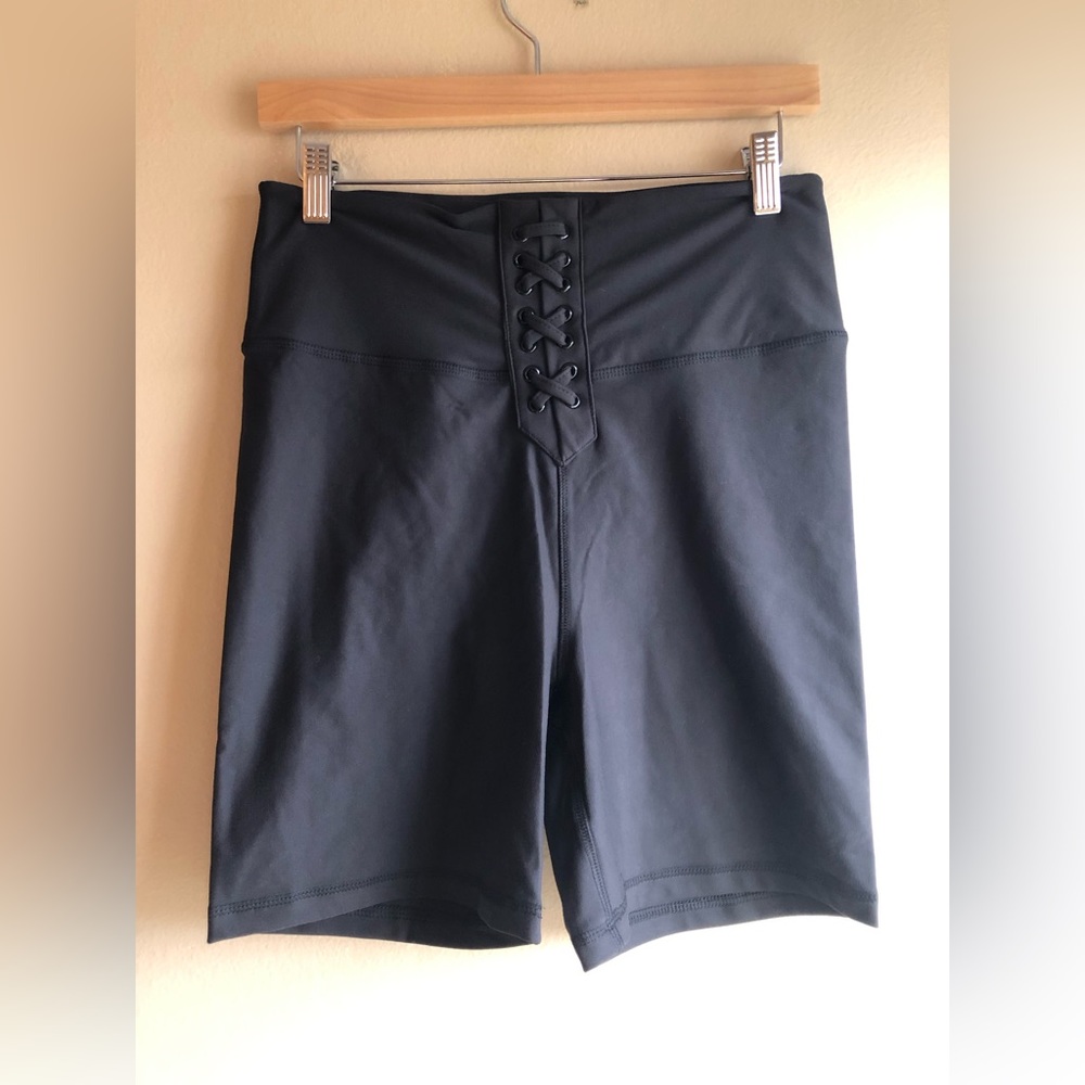 NEW WeWoreWhat Women's Lace Up Biker Shorts Size Large Black Athletic